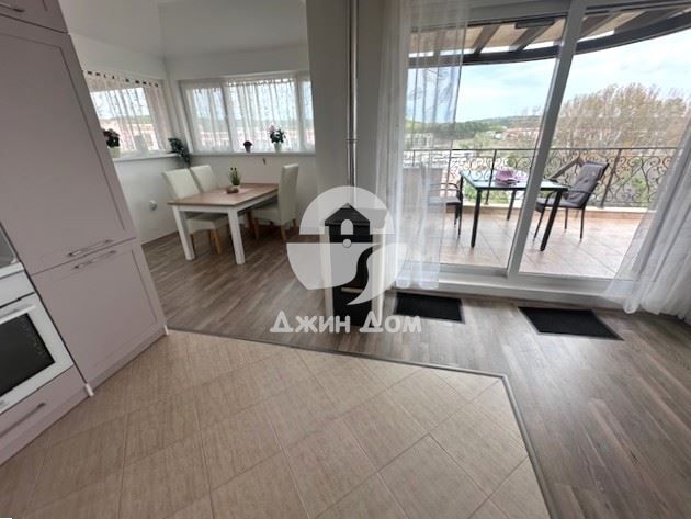 Продава се Тристаен апартамент в Созопол - 111 кв.м за 2163 €/кв.м - Снимка #1