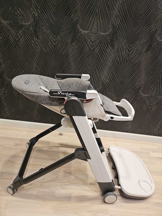 Стульчик Peg-Perego Siesta Follow Me Wonder Grey