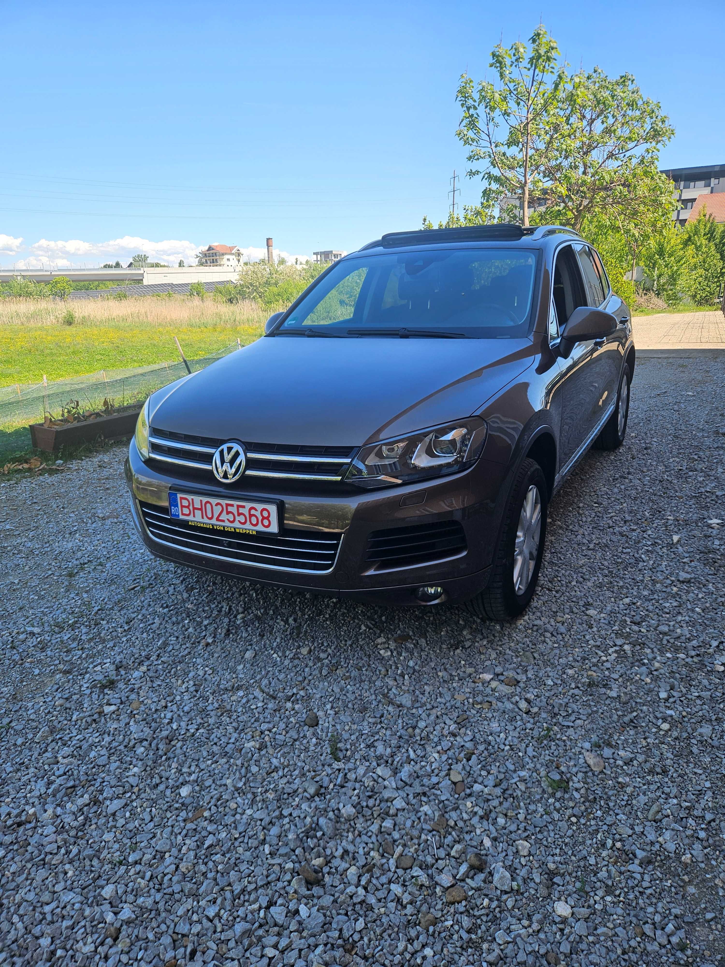 Vând Volkswagen Touareg Panoramic, Motor CASA, DSG 3