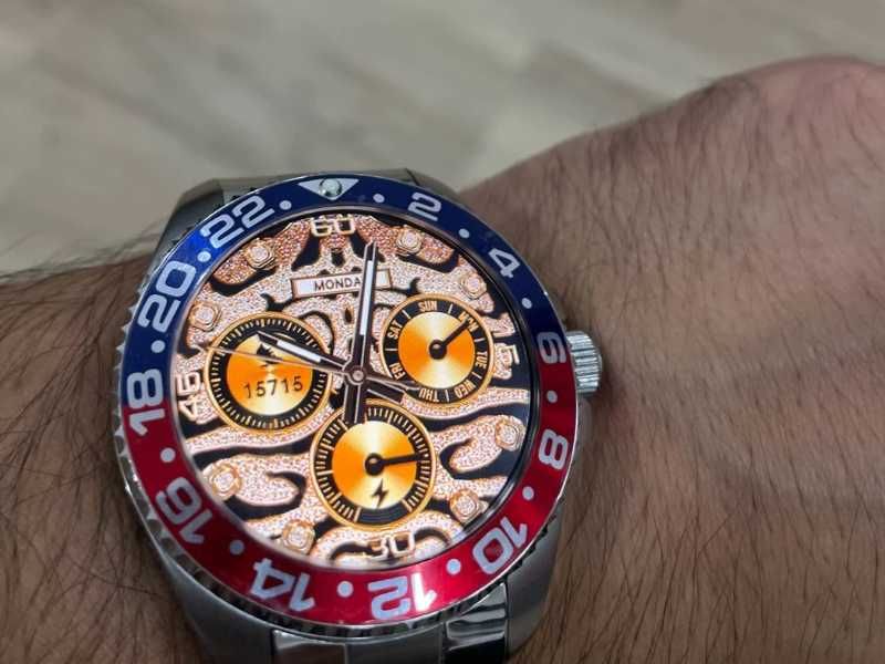 смартуач часовник smartwatch високо качество .