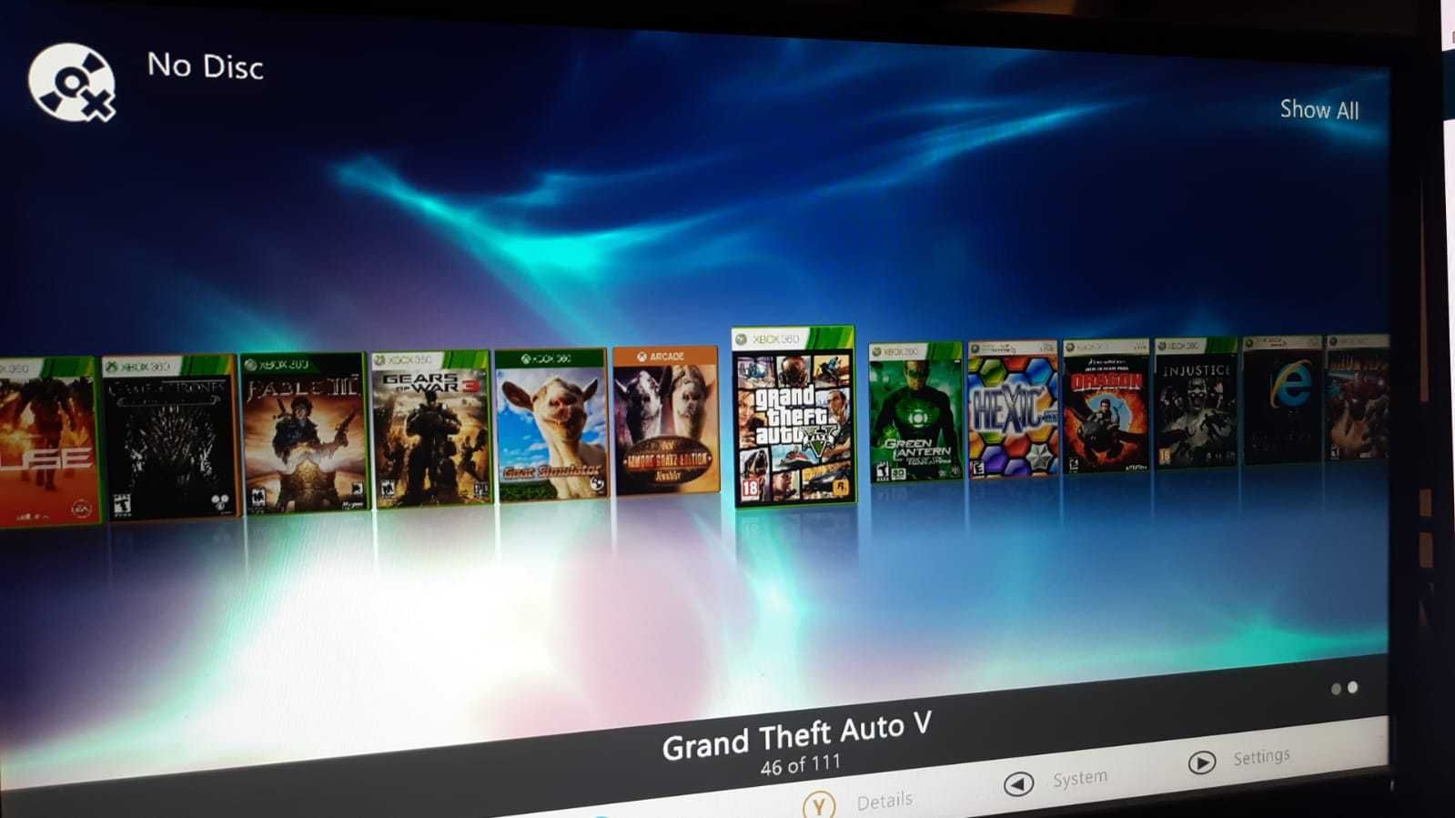 Xbox 360  model SLIM Modat RGH 3  cu HDD 500 GB peste 100 de jocuri