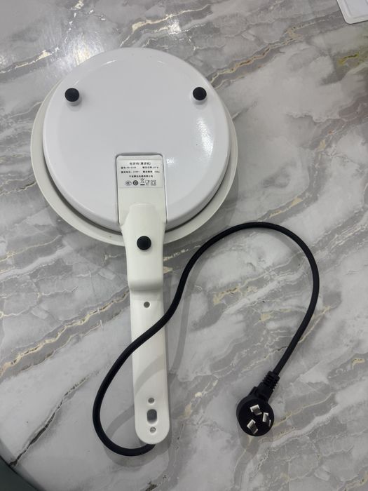 блинница в отличном состоянии, только раз использованный