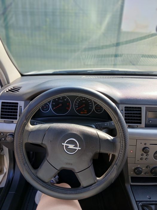 Opel Vectra C  2D.