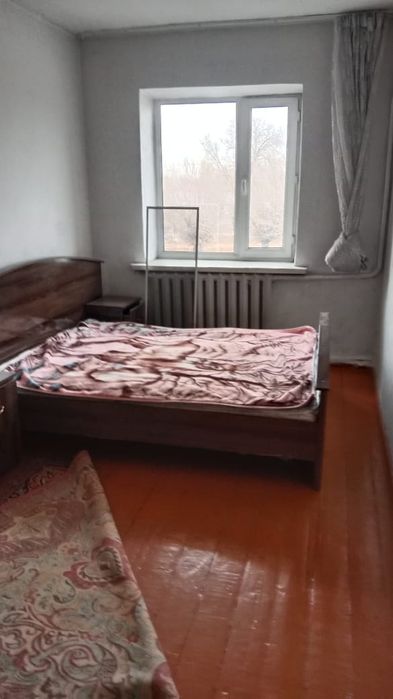 Продам  трехкомнатную квартиру