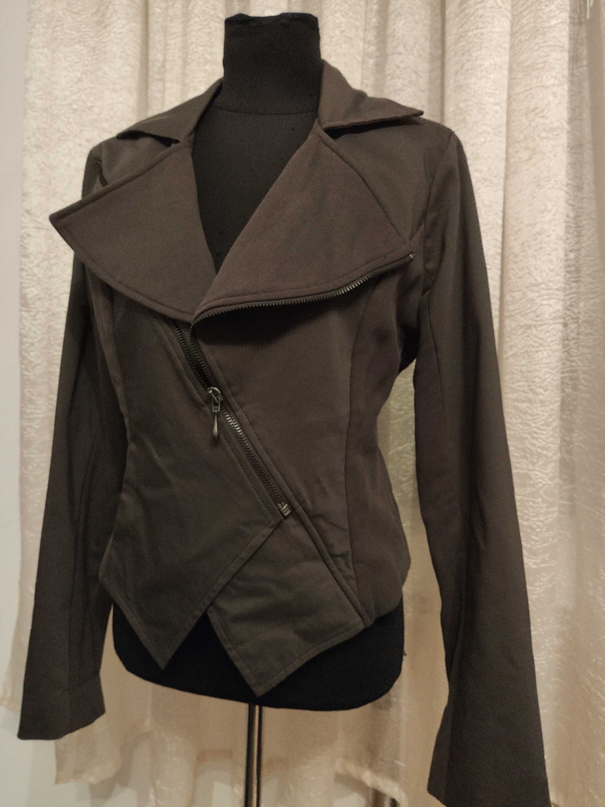 Jachetă căptușită -fermoar diagonal