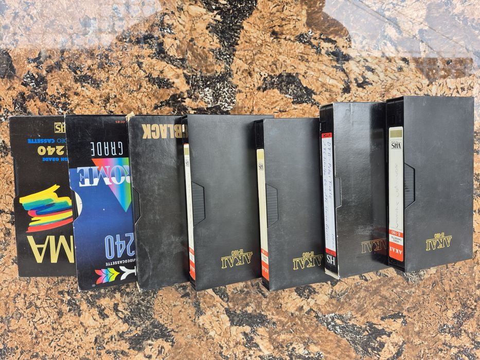 Vând 7 casete video VHS originale de la 180- 240 min.colectie de filme
