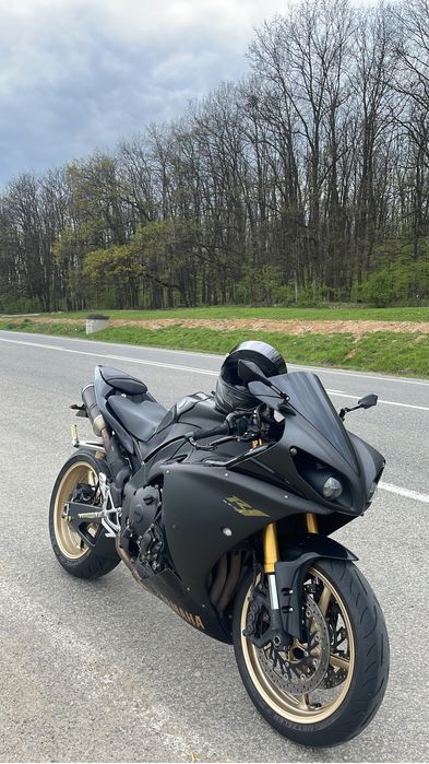 Yamaha R1 2009 RN22 Big Bang