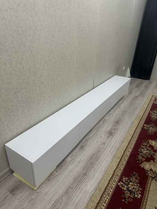 Продам подвесную тв зону