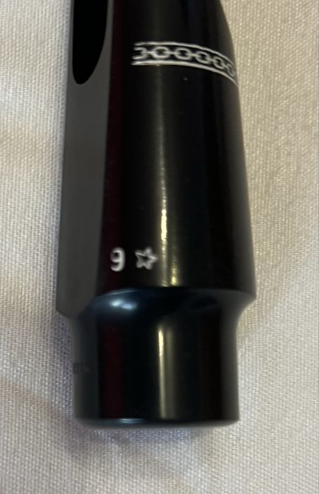 Otto Link  ,  mustiuc saxofon alto