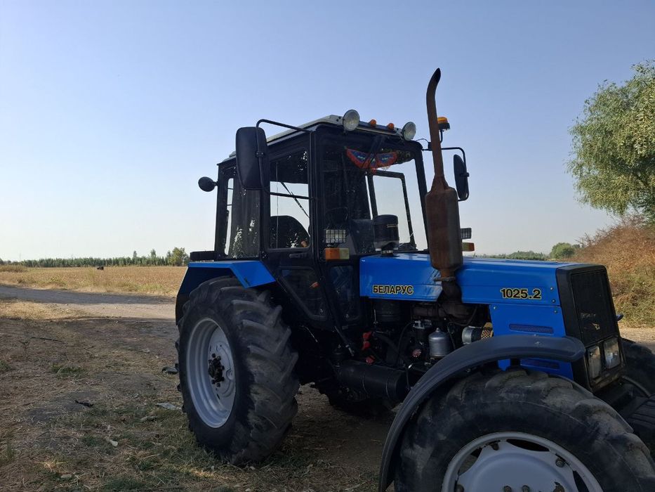 Belarus 1025 2 traktori sotilad 2021