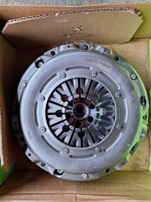 KIT De AmbreiajBMW X3 E83 2.0 D 4X4