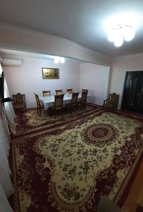 Продается  квартира на ТТЗ. 4 комнатная.№Г2