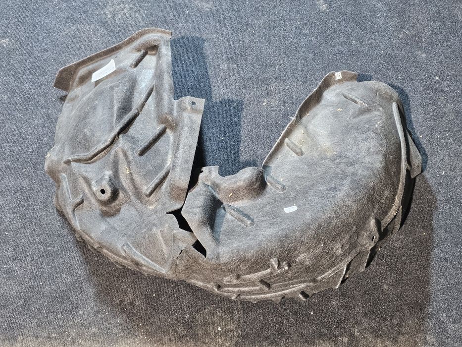 Carenaj roata dreapta spate nou original Audi A4 2018 ->

Cod Oe: 8W0