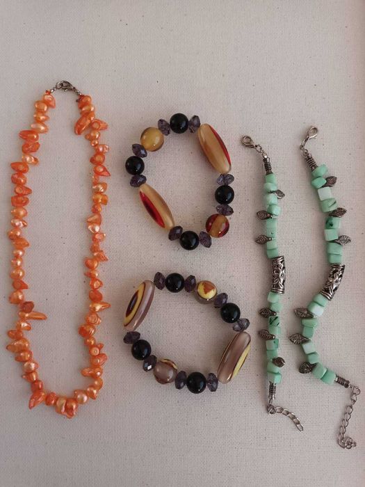 Разпродажба! НОВИ бижута, колиета и гривни 5лв/бр, обеци 3лв/бр, Спиди