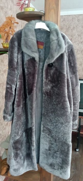 Продам шубу Мутон