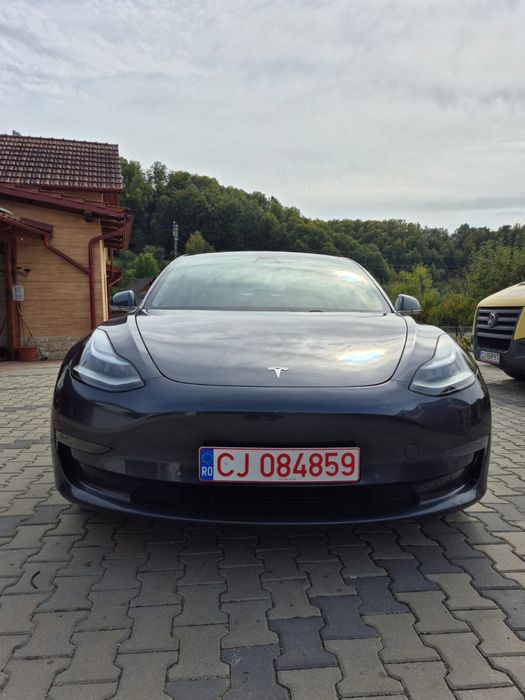 Vând Tesla Model 3 75kw AWD 4x4 Long Range Dual Motor 75kw