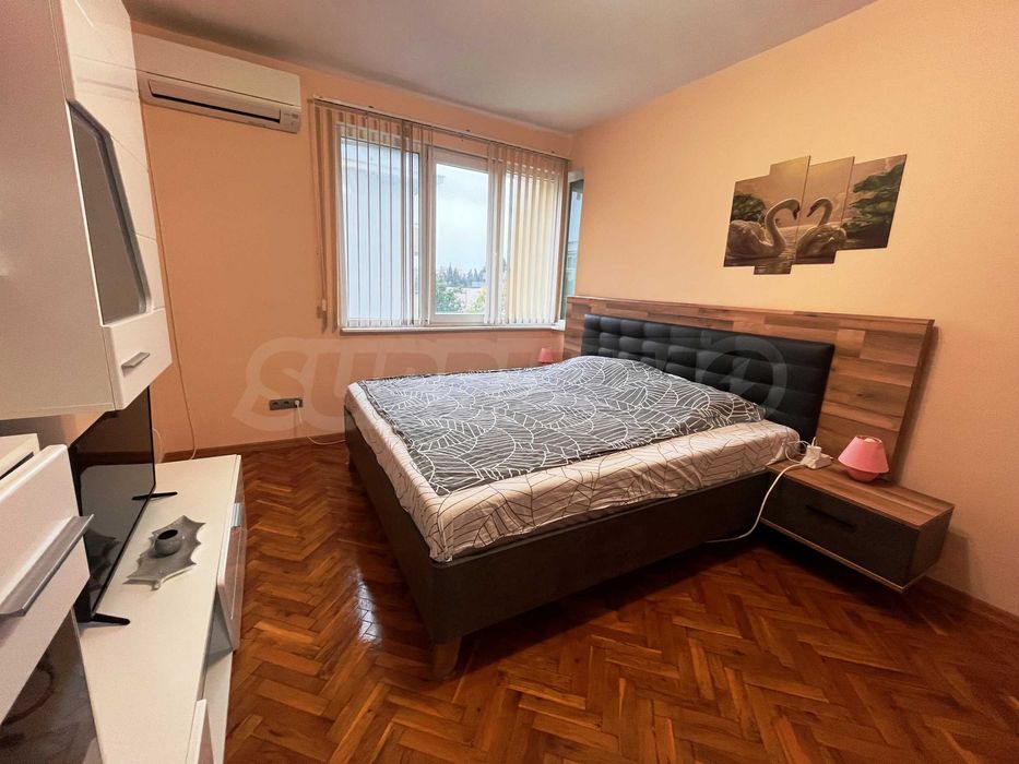 Четиристаен апартамент в Поморие близо до плаж - Център Стар град