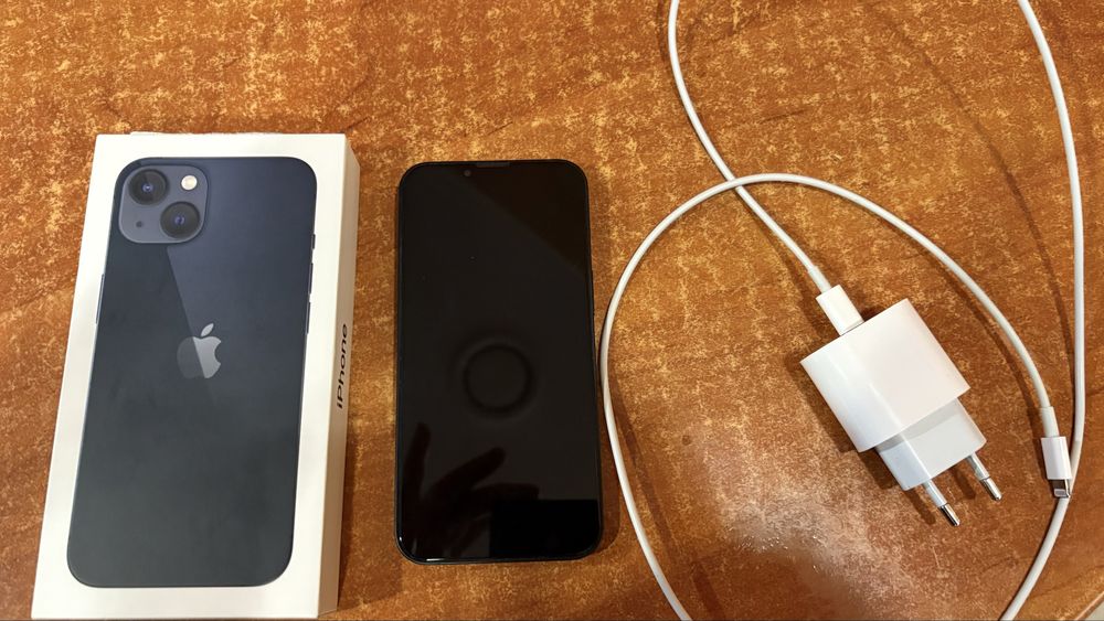 iPhone 13 256GB, Отличен, Без забележки
