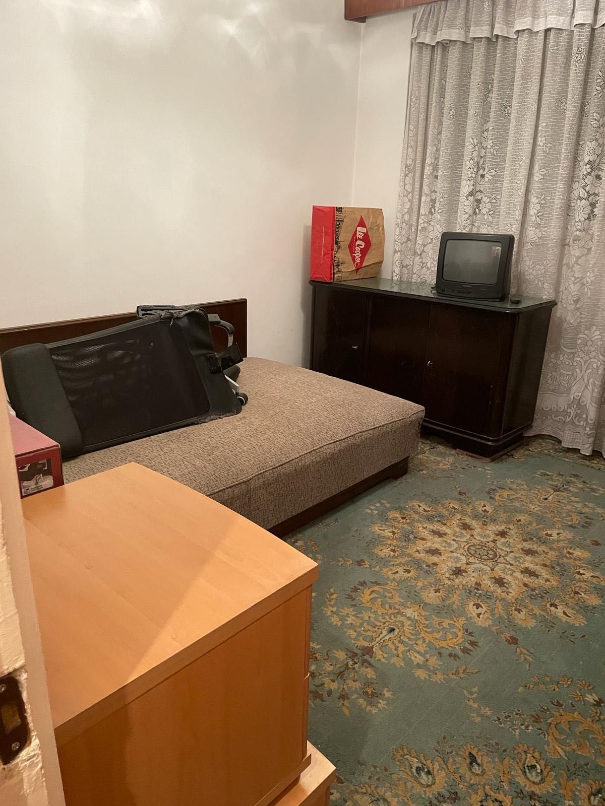 Apartament 3 camere Drumul Taberei- chiar la statia de metrou