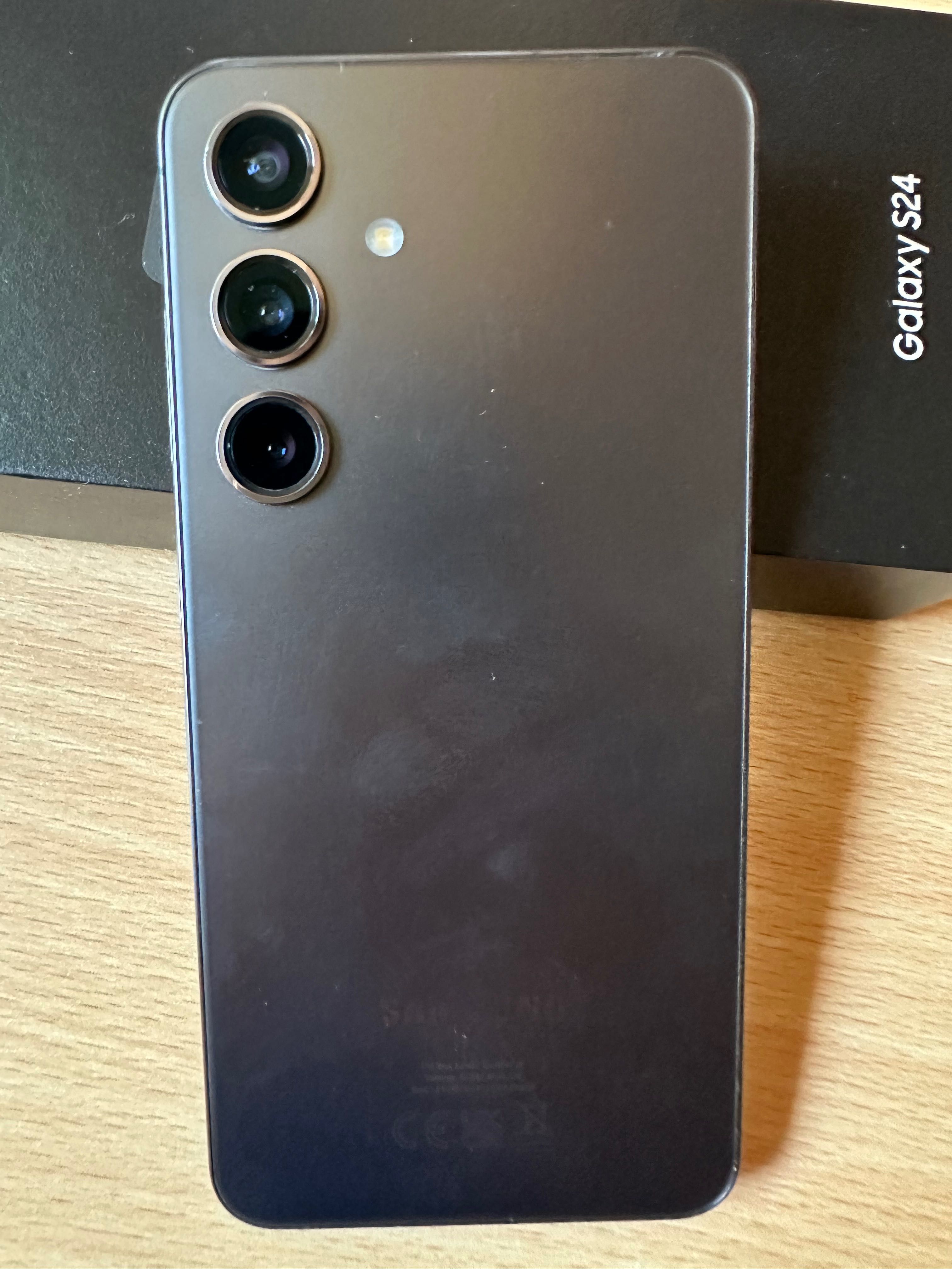 Samsung S 24 * като нов *