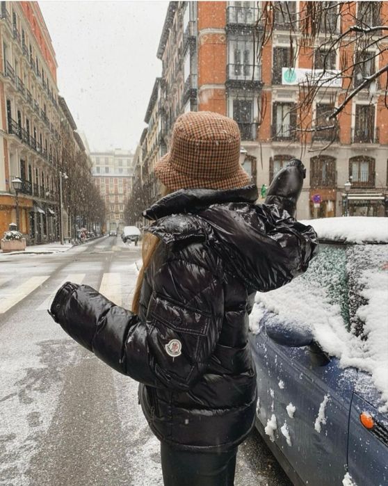 Куртка зима ,монклер,размер до 46