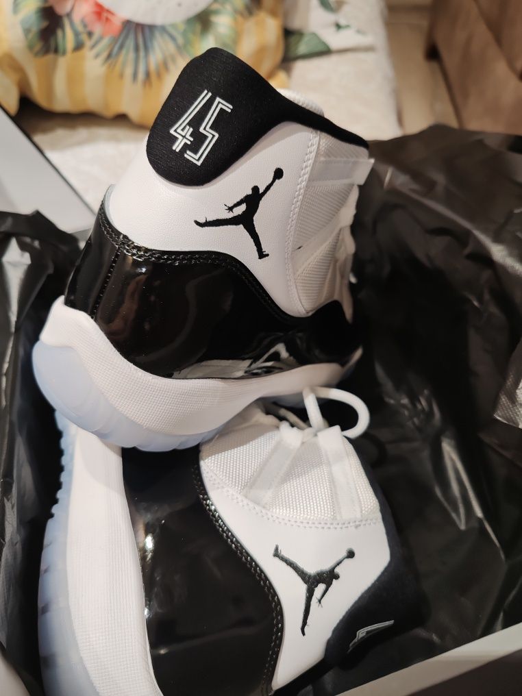 Air Jordan Retro 11 'Concord'2020