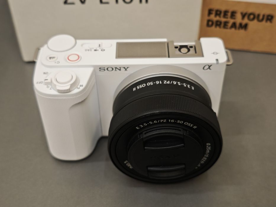 Sony ZV-E10 II с китовым объективом