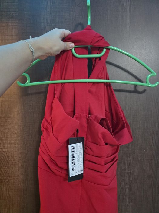 Червена рокля Trendyol