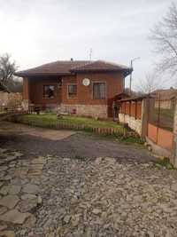 Къща в село Копривец област Русе