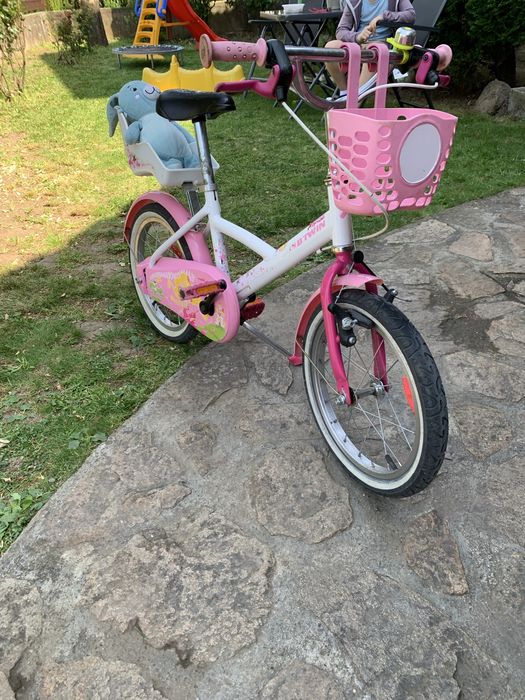 Bicicleta Fetita Princes Bitwin pe 16 5-9 ani Frumosa