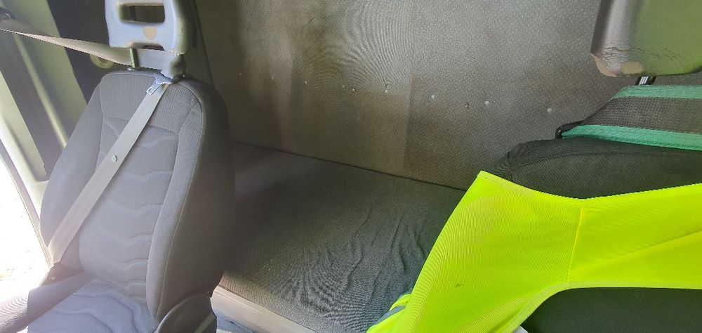 Autoutilitara Iveco 2015 3000cm cu Trapa,Dormitor cu  pat