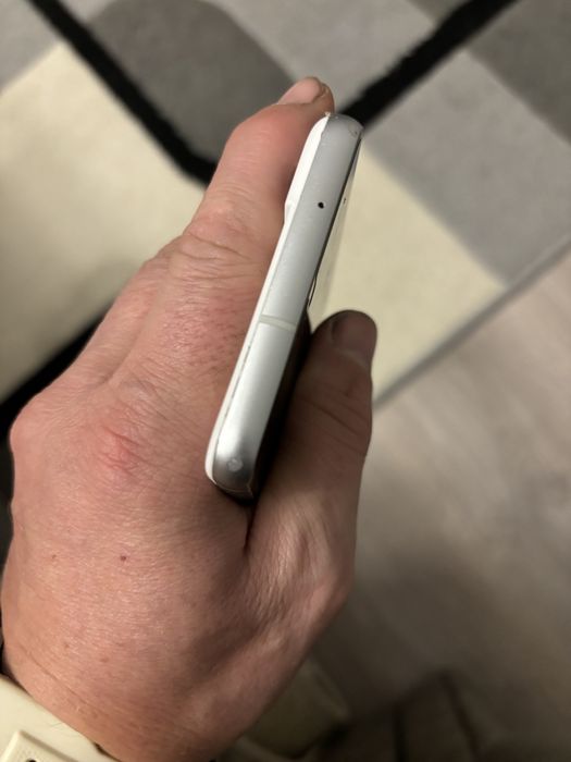 S21fe 2sim на части с проблем в дънната платка