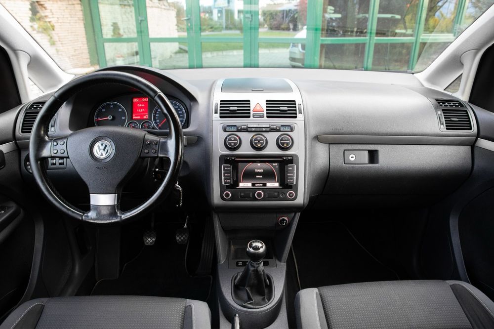 Volskwagen touran 2010 1.9 diesel