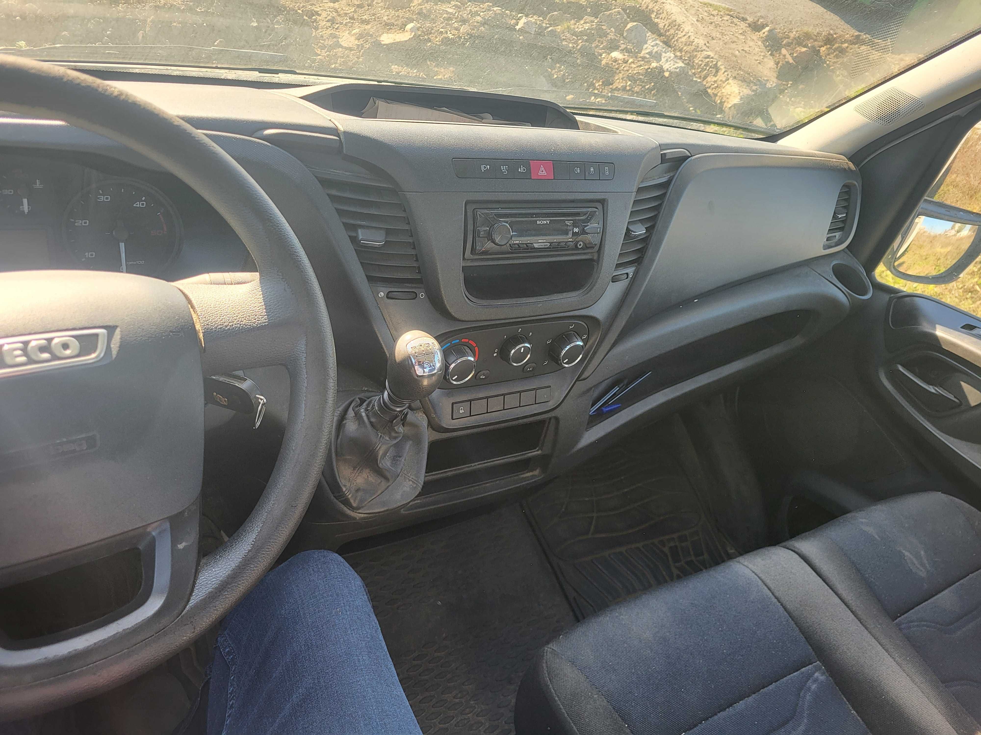 Vand 2 iveco daily 3,5 t pret 25000 tva inclus
