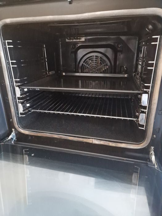 Фурна за вграждане Gram Пиролиза