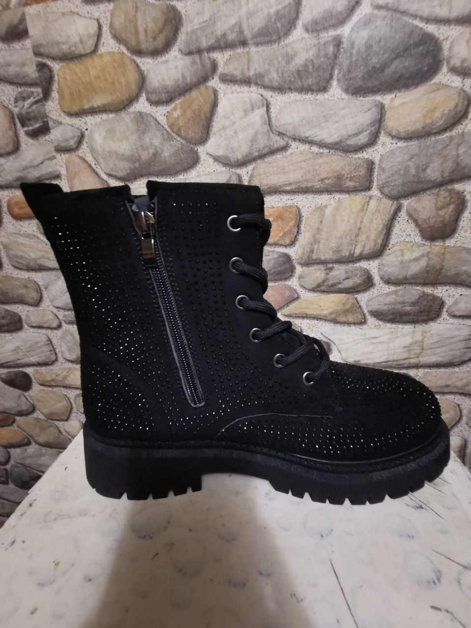 Ghete de dama îmblănite