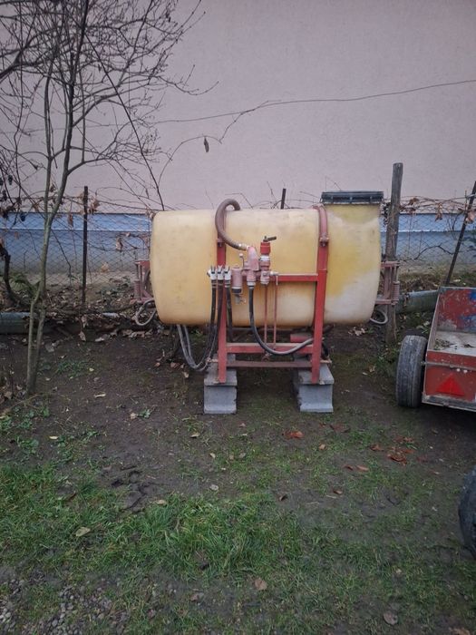 Vând utilaje dupã rtactor 445