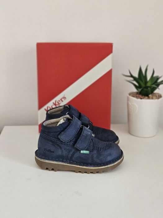 Детски боти естествена кожа Kickers 24 номер