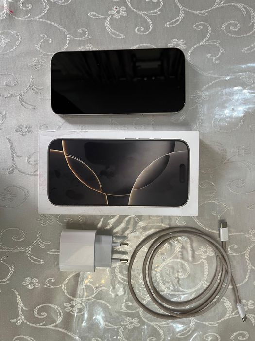 Айфон 16 про 256 гб+адаптер(зарядка орг)