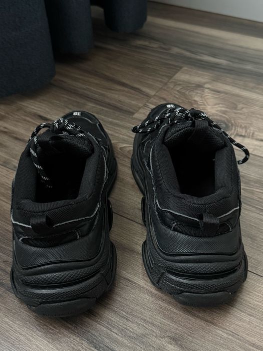 Balenciaga черни сникърси 38 номер