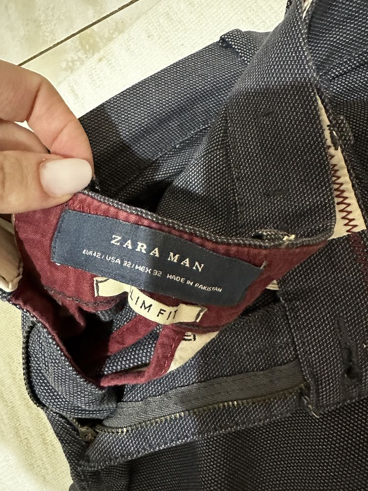 Pantaloni barbati zara