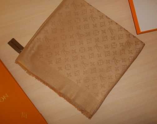 Eșarfă pentru femei Louis Vuitton 0035