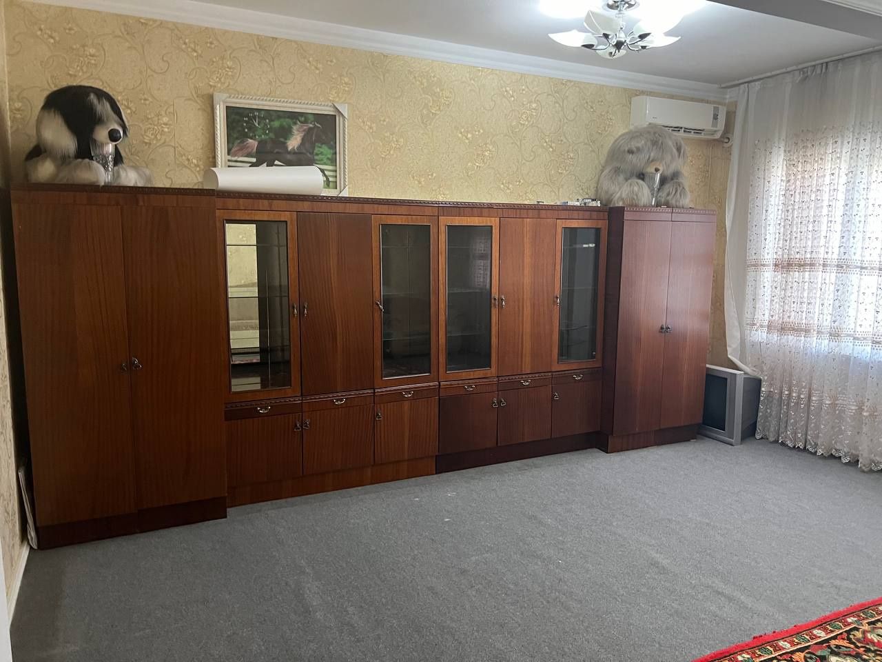 Сдаю 4комнатная квартира на Юнусабаде 19-кв, с обстановкой...