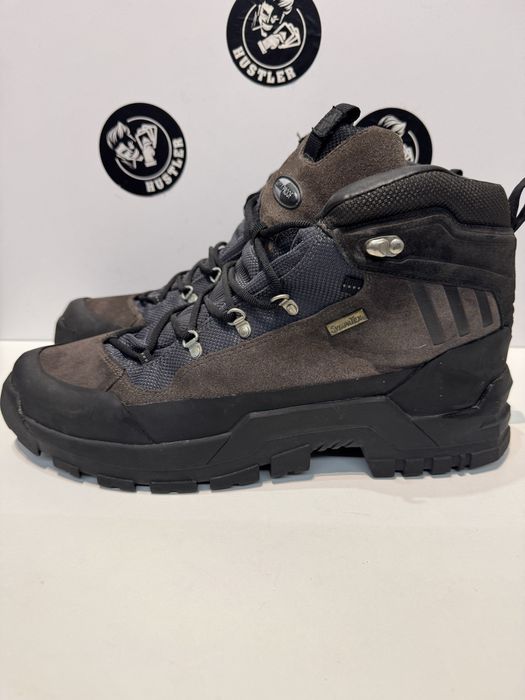 Зимни туристически обувки ADIDAS WATERPROOF .Номер 48.5