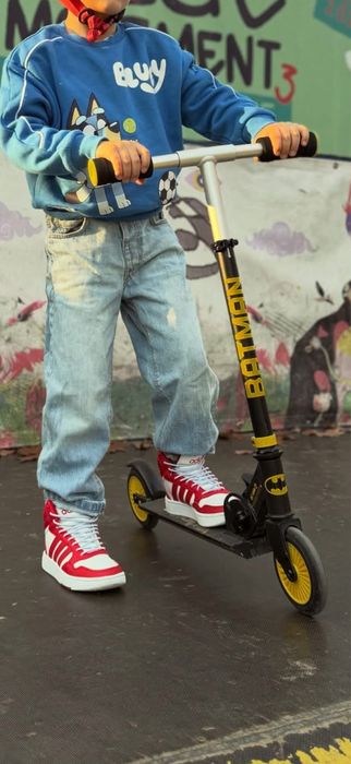 Trotineta Warner Bros BATMAN