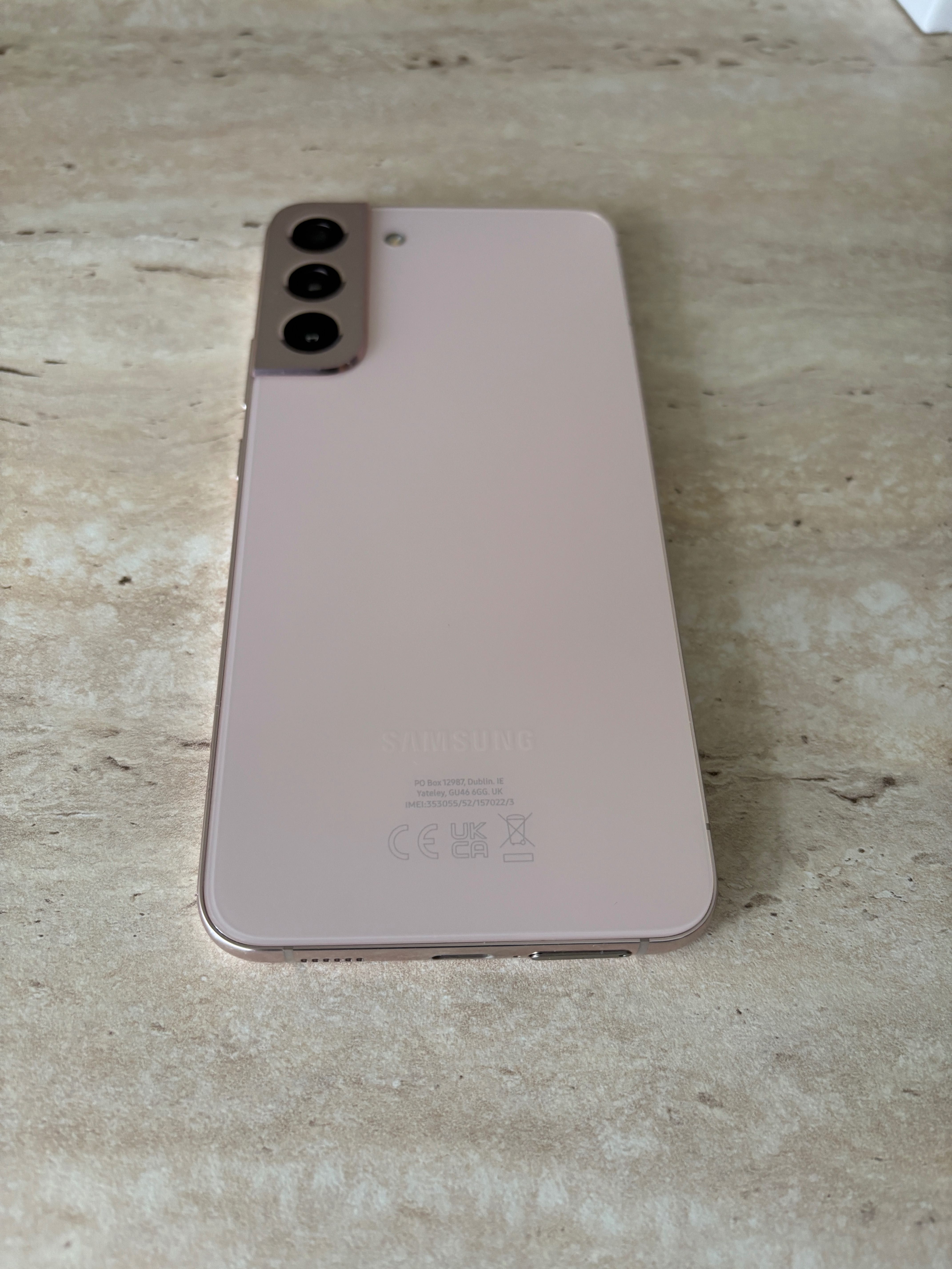 Смартфон Samsung Galaxy S22, 128GB, 8GB RAM, 5G, Pink Gold