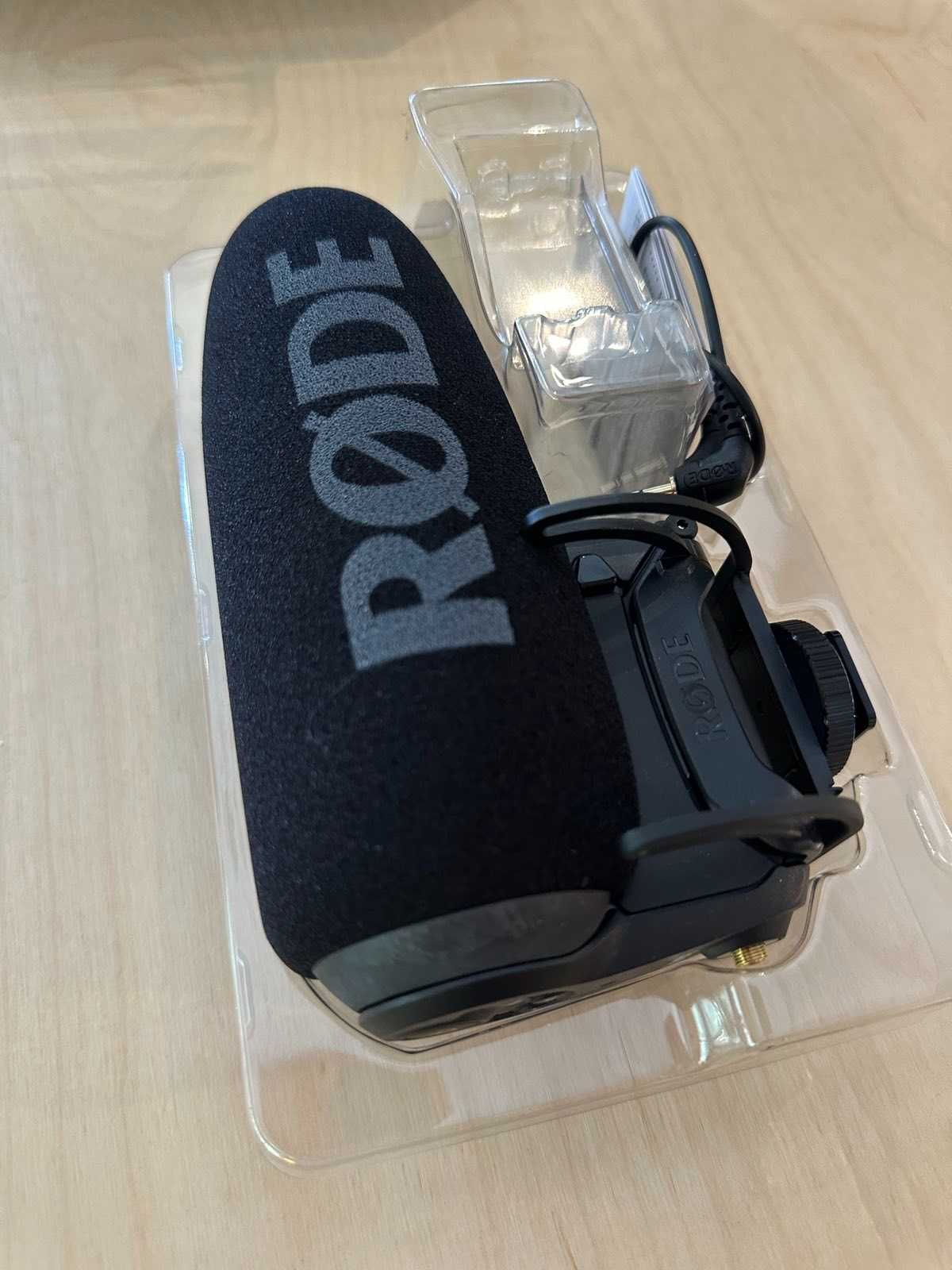 Rode VideoMic Pro Plus Видео микрофон (чисто нов) - 2  броя