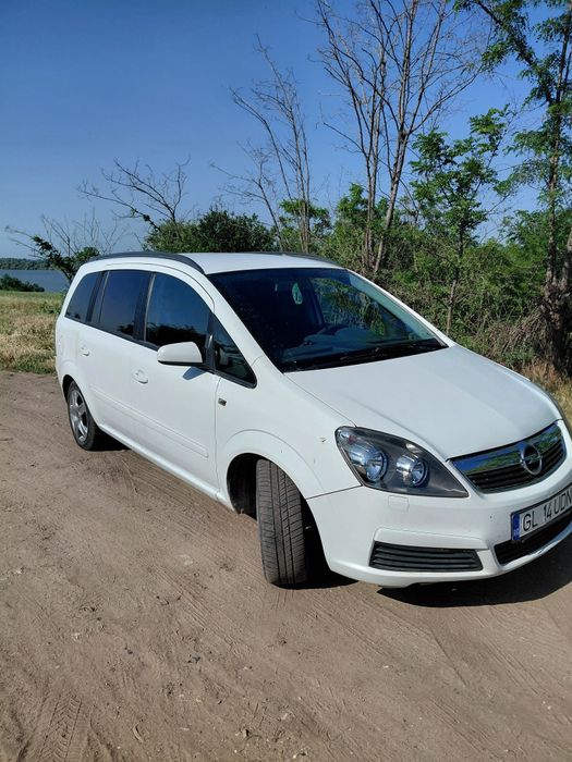 Vând Opel Zamfira B 7 locuri