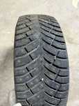 Michelin x-ice north 4 . Новая  резина , размер 205/60 R 16.