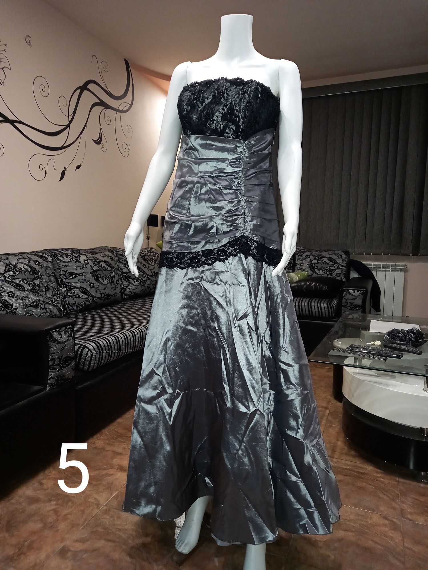 Разпродажба Бални рокли  м,л размер цени по договаряне